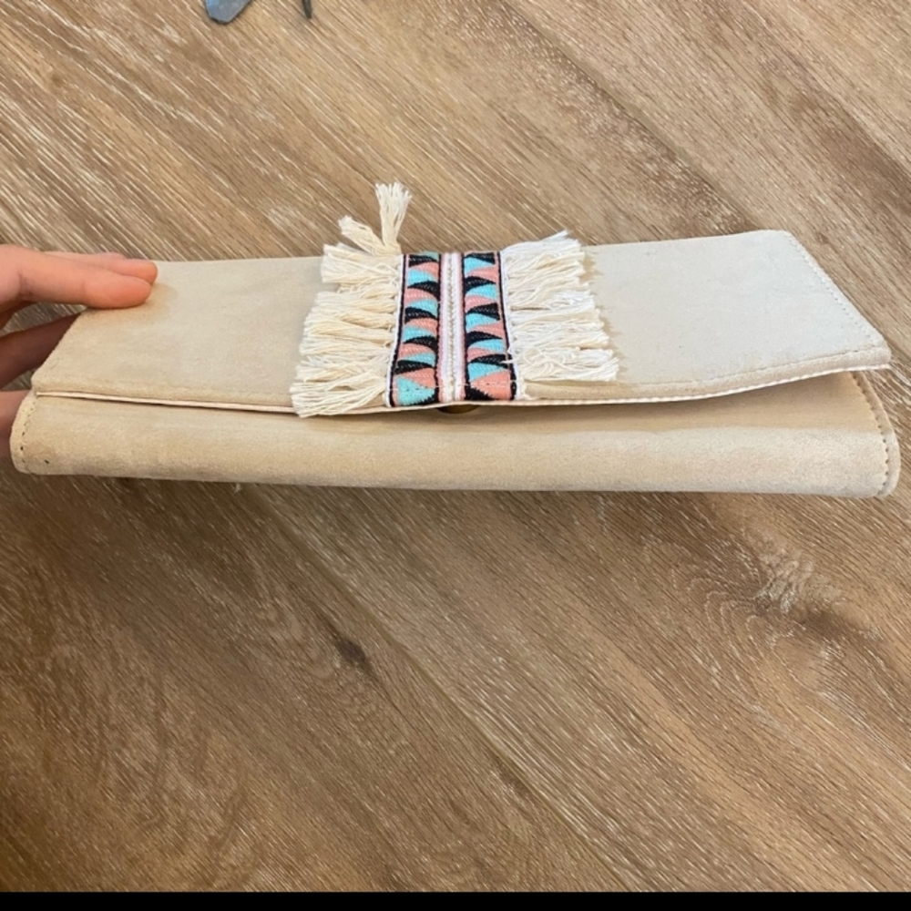 Boho purse super cute for everyday day or night!! - Picture 3 of 5